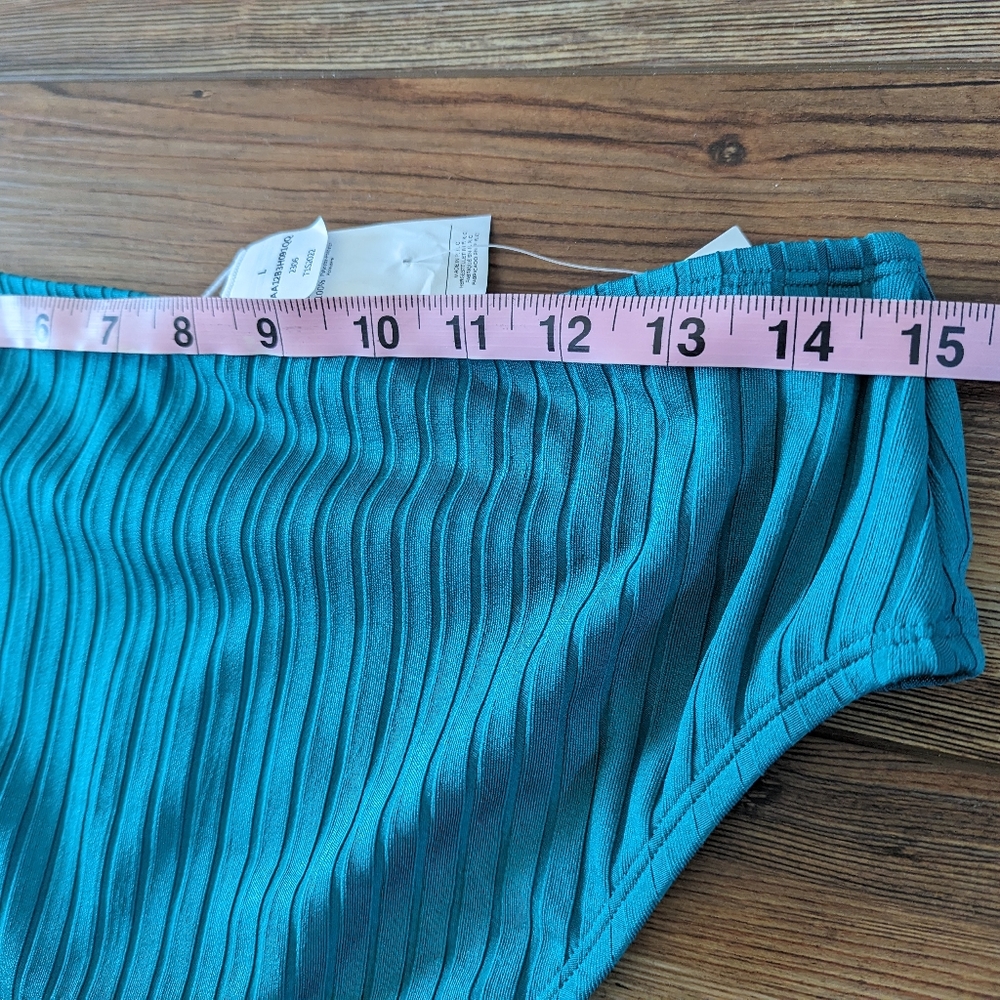 NWT Cupshe Solid Green 2 Piece Swimsuit Bikini High-Waisted L - Picture 9 of 9
